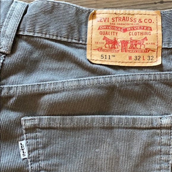 Grey Levi’s corduroy - Picture 4 of 4